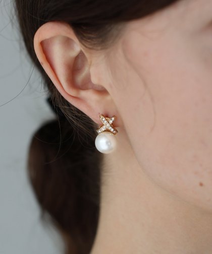 【SALE】パール&クロスビジュー ピアス& イヤリング【ネコポス】 【SALE】パール&クロスビジュー ピアス& イヤリング【ネコポス】