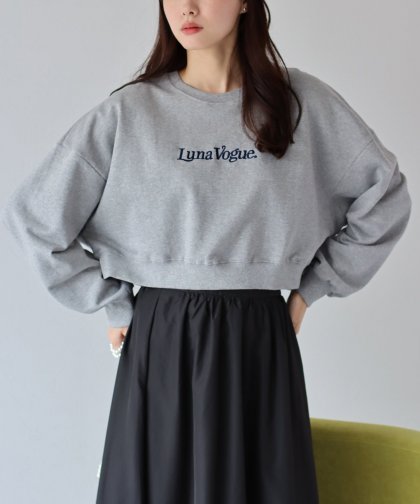 【SALE】Lunaロゴ刺繍クロップドスウェット