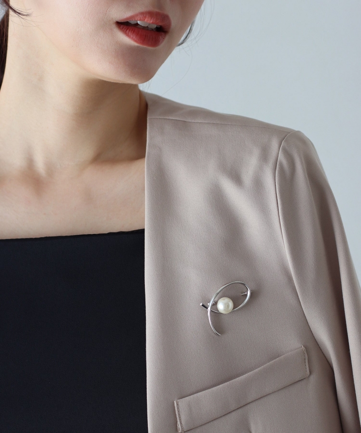 パール付きメタルラインブローチ【ネコポス】