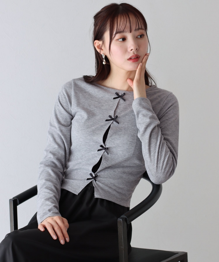 【SALE】ミニリボン付きホールデザインカットソー【ネコポス】 【SALE】ミニリボン付きホールデザインカットソー【ネコポス】