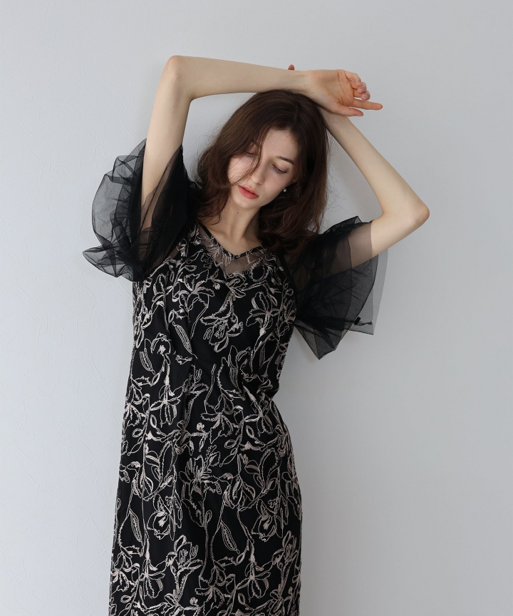 【TIME SALE】刺繍チュールIラインパーティードレス