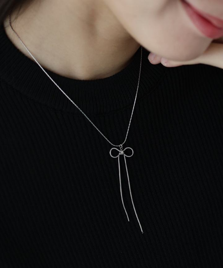 ロングリボンチェーンネックレス / サージカルステンレス【ネコポス】