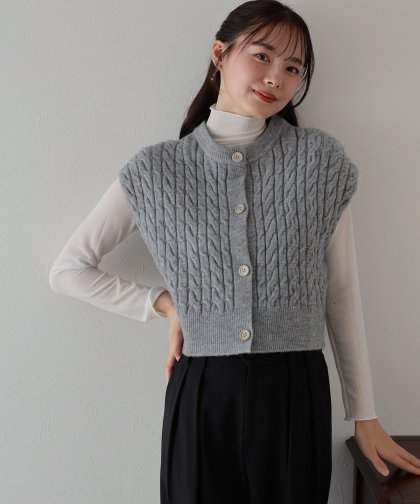 【SALE】ウッドボタンケーブルベスト 【SALE】ウッドボタンケーブルベスト