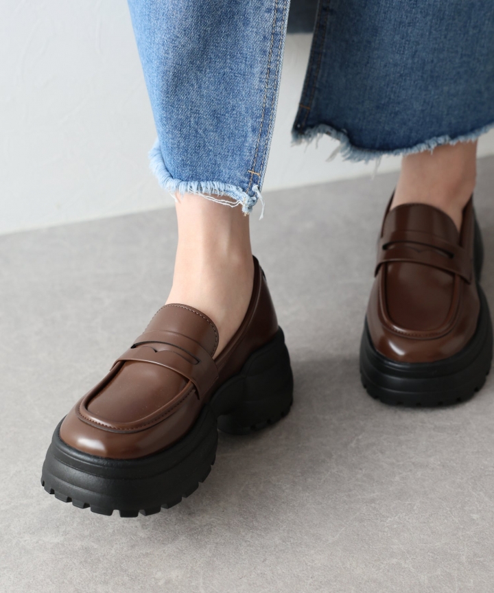 【SALE】ボリューム厚底ローファー