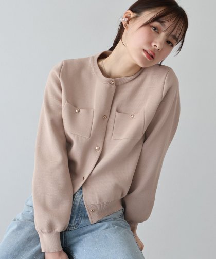 【SALE】ぷっくりハートボタンポリニットカーディガン 【SALE】ぷっくりハートボタンポリニットカーディガン