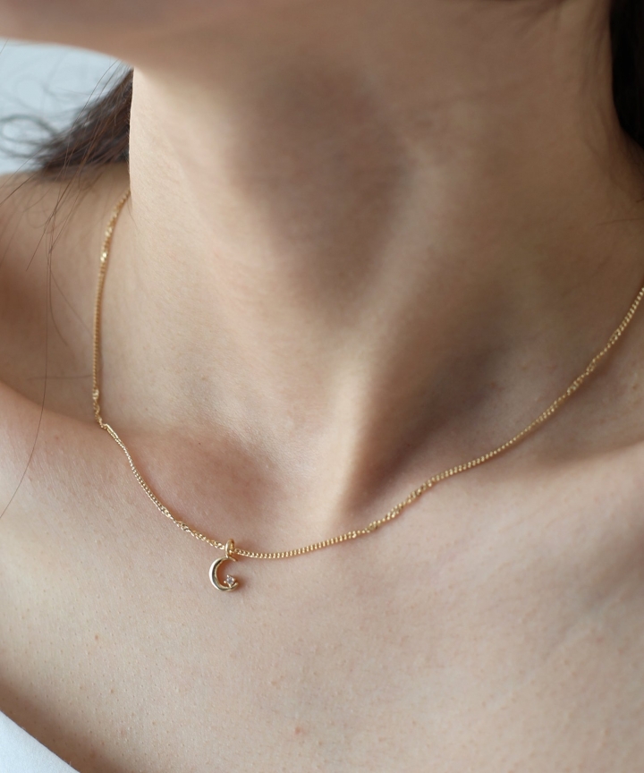 ムーンビジューネックレス / ニッケルフリー【ネコポス】