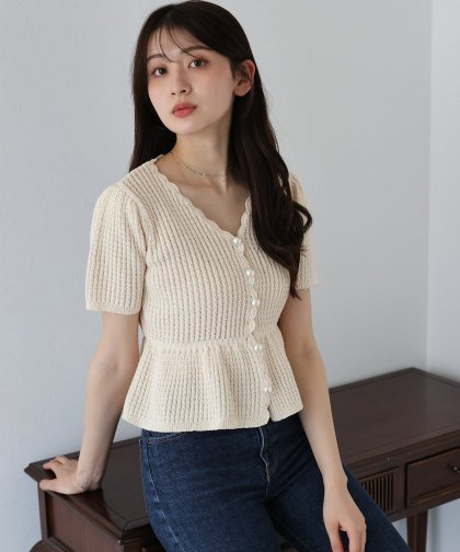 【TIME SALE】パールボタンペプラムニット 【TIME SALE】パールボタンペプラムニット