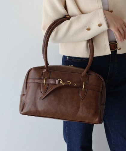 ベルトデザインボストンバッグ