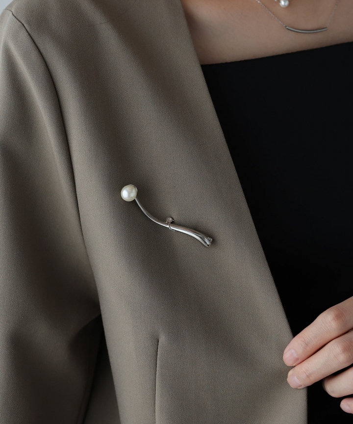 ラインパールブローチ【ネコポス】