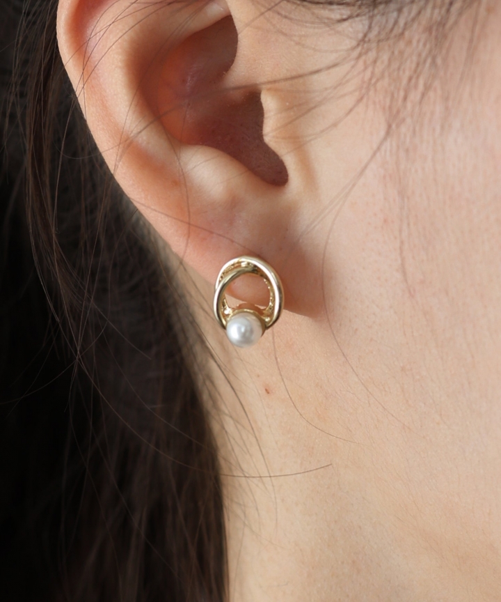 パールモチーフピアス / ニッケルフリー【ネコポス】