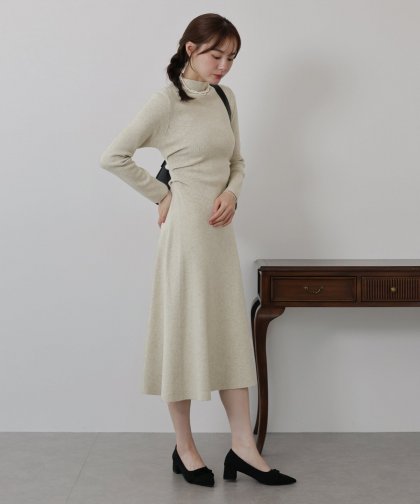 サイドタックニットワンピース サイドタックニットワンピース