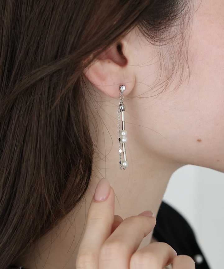 パールロングチェーンピアス【ネコポス】