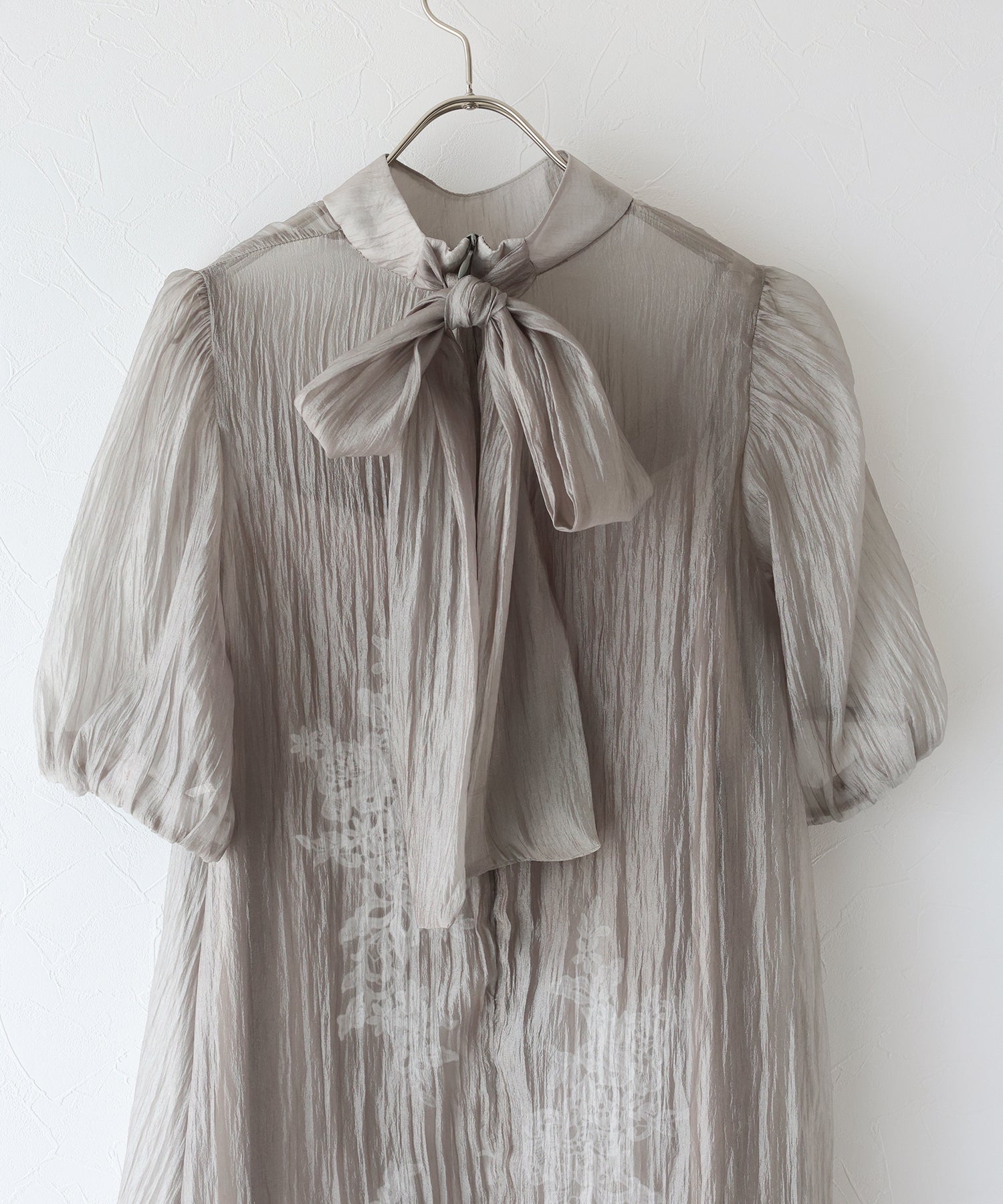 インナー付きバックリボンジャガードドレス