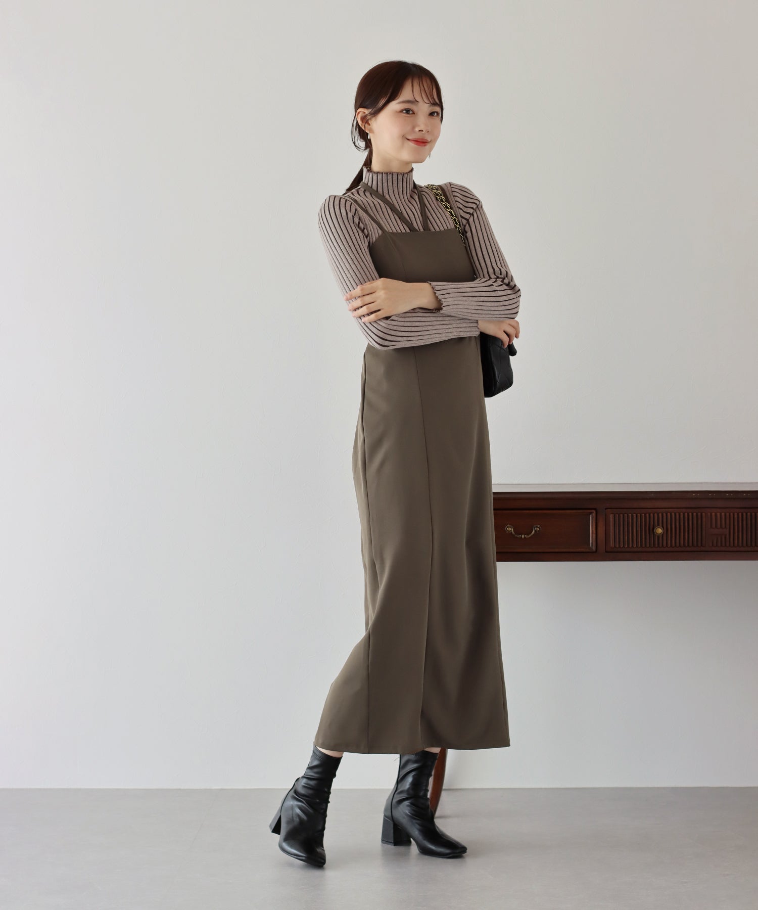 【SALE】Iラインホルターキャミワンピース