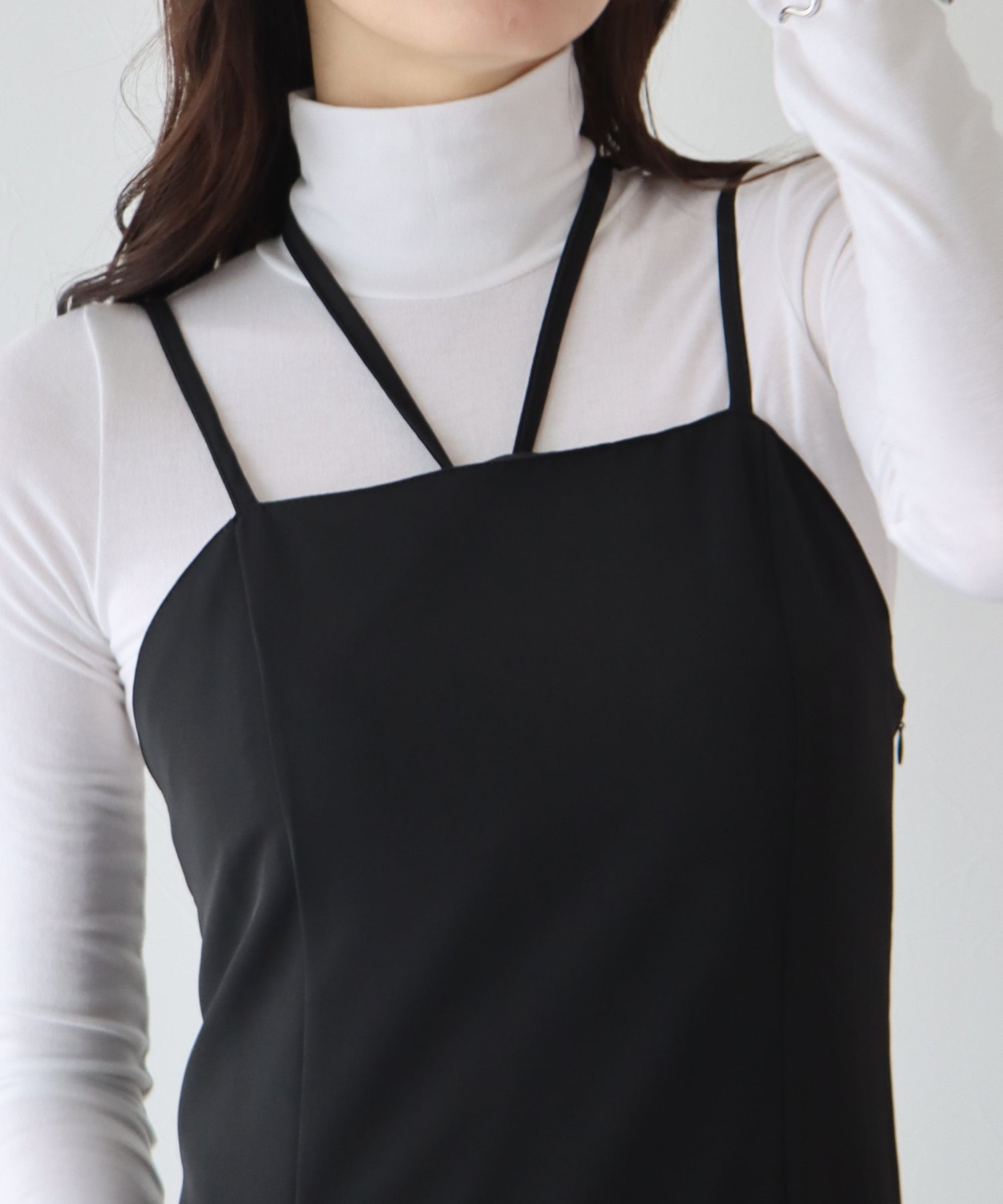 【SALE】Iラインホルターキャミワンピース