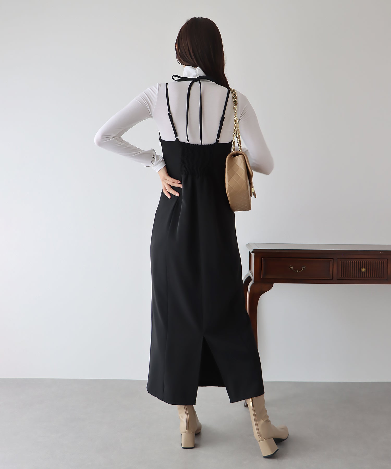 【SALE】Iラインホルターキャミワンピース