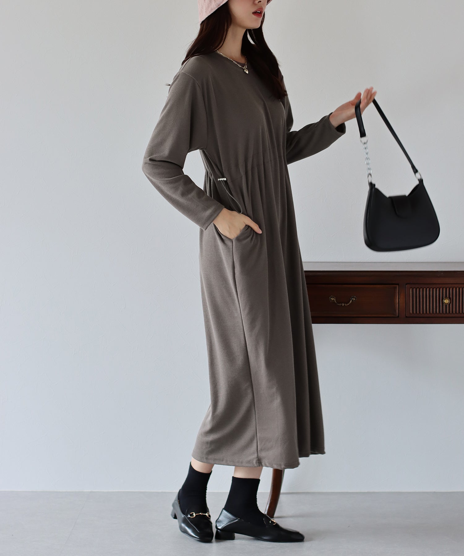 【SALE】ドロスト長袖カットソーワンピース