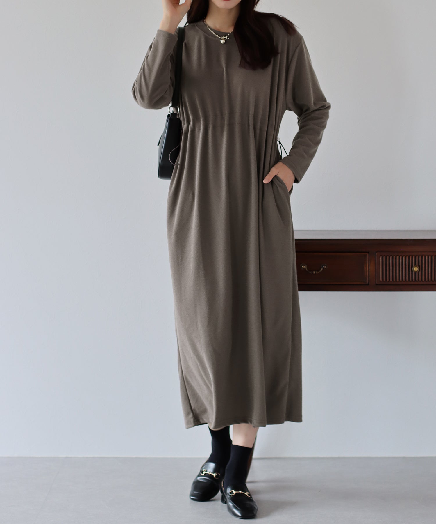 【SALE】ドロスト長袖カットソーワンピース