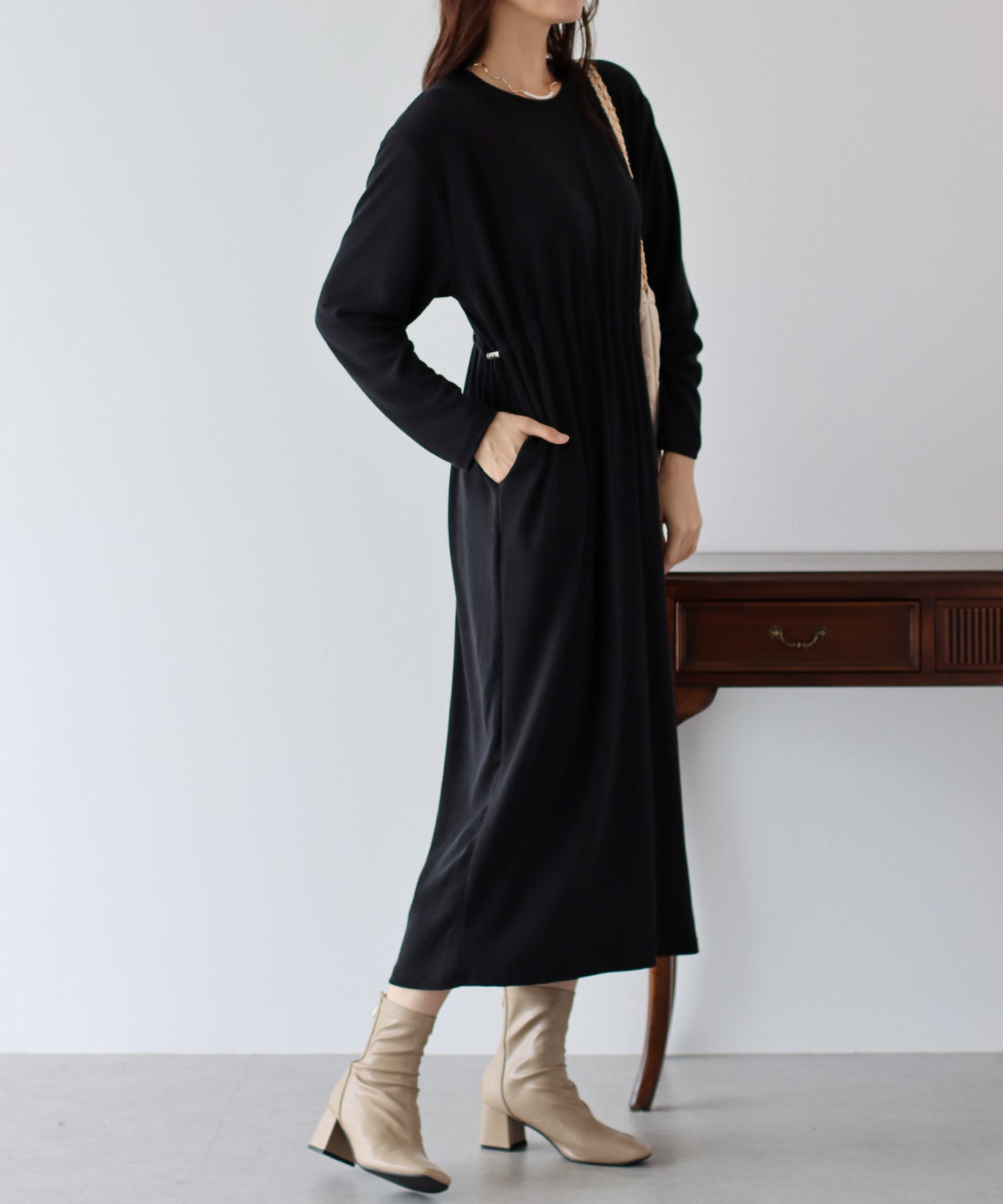 【SALE】ドロスト長袖カットソーワンピース