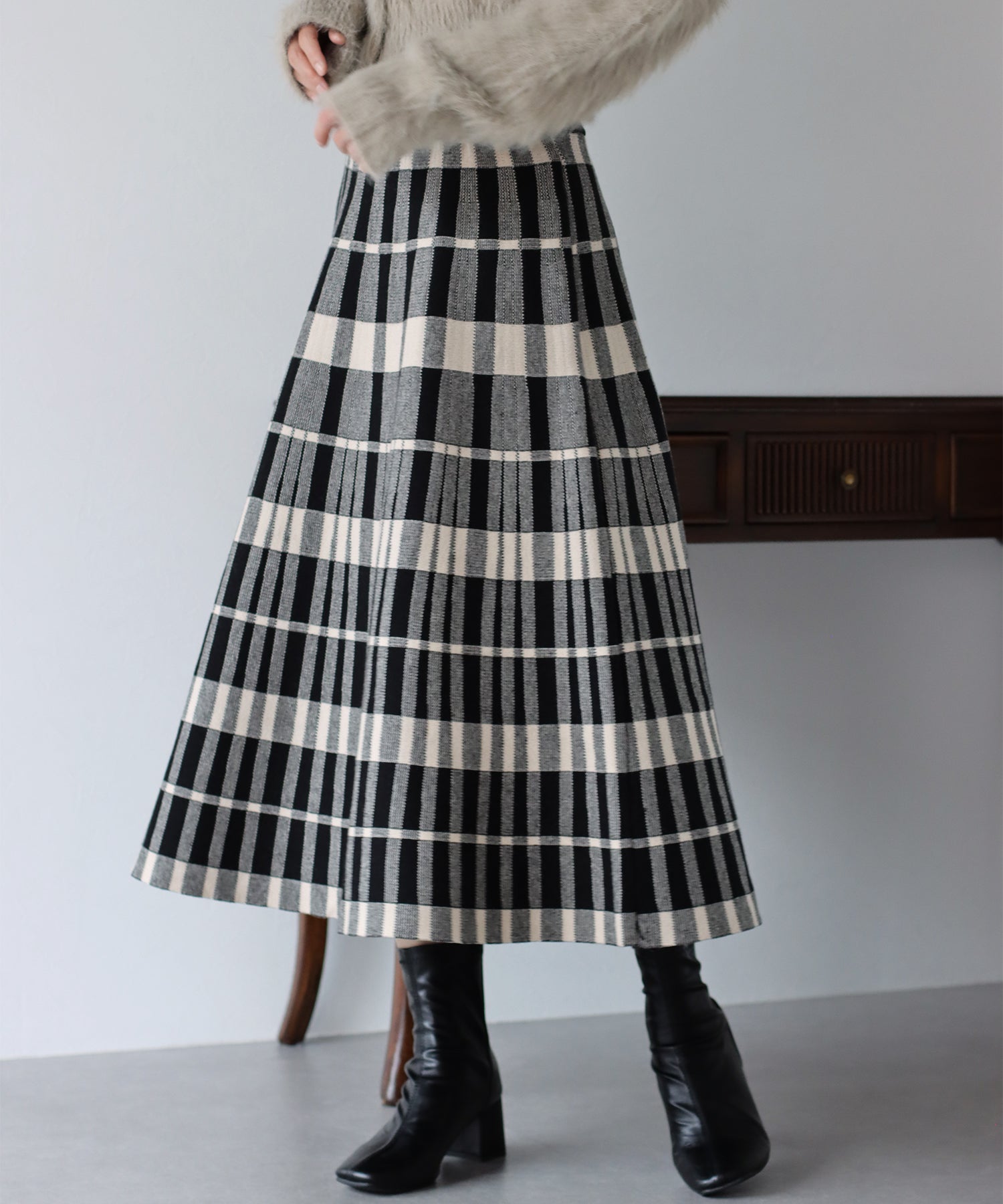 チェック柄ニットスカート