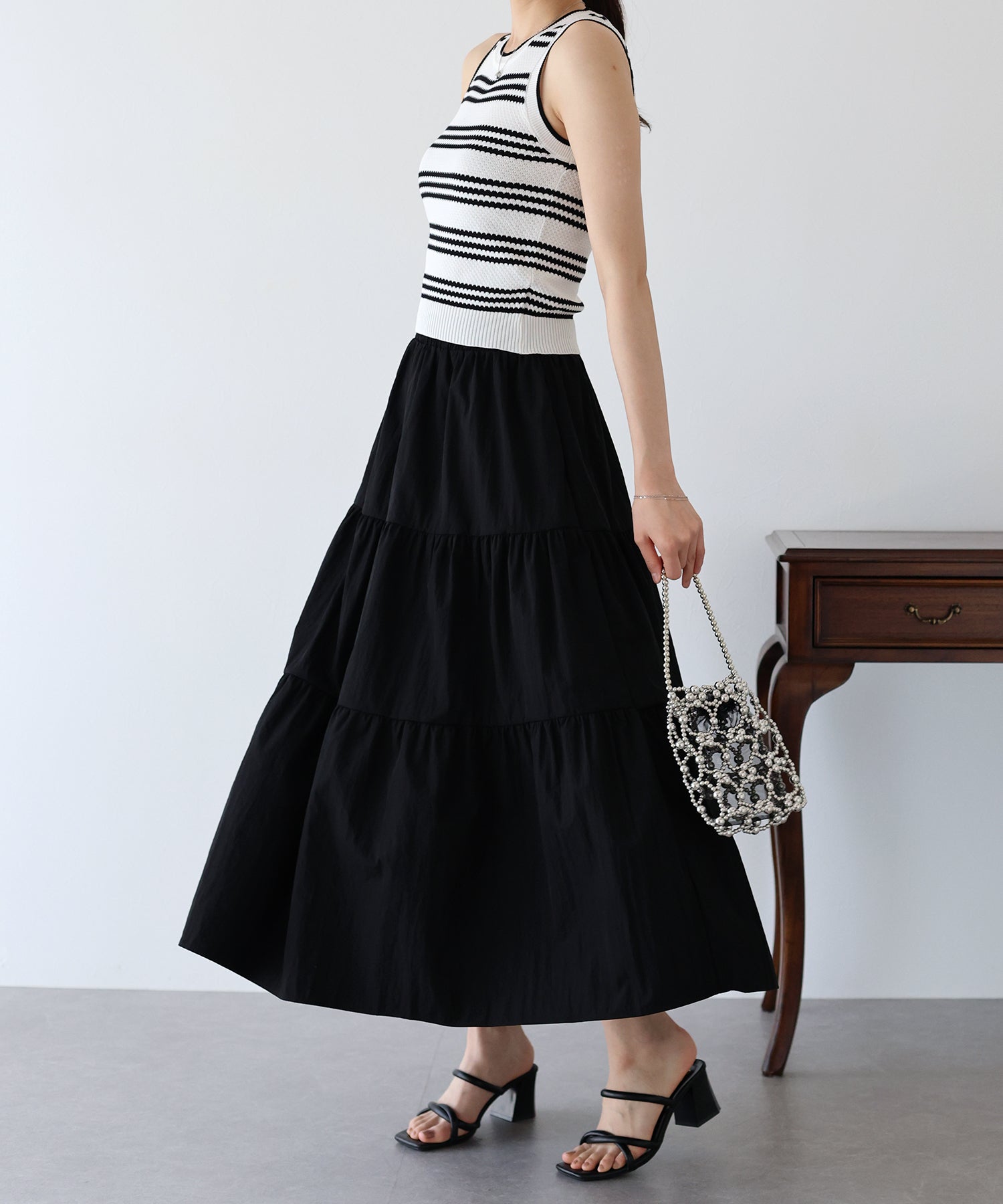 【SALE】ナイロンティアードスカート