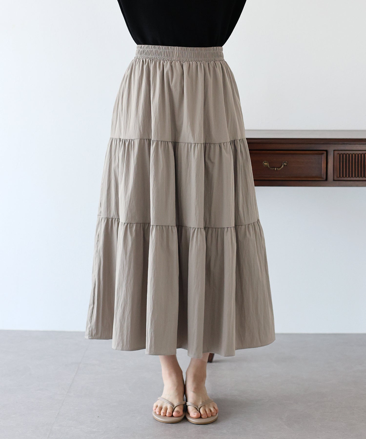 【SALE】ナイロンティアードスカート