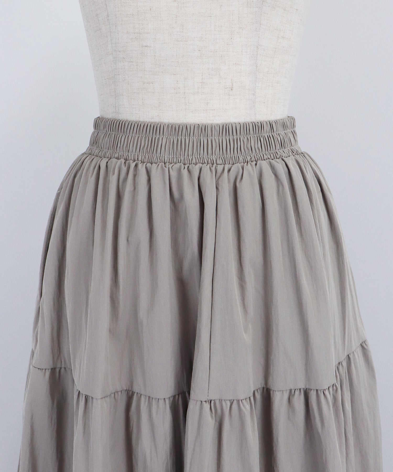 【SALE】ナイロンティアードスカート