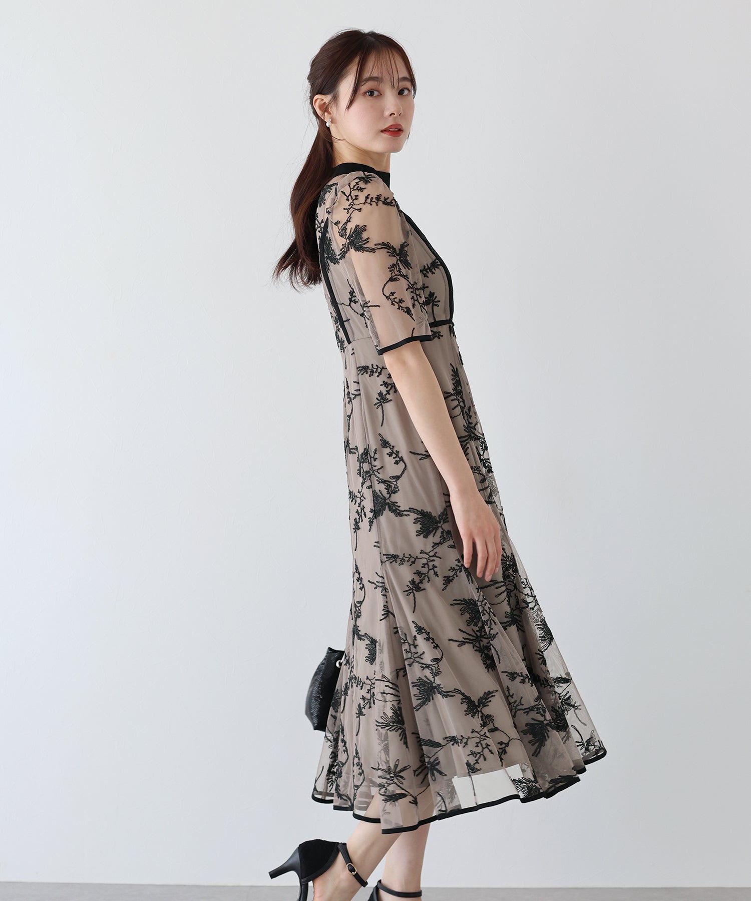 【TIME SALE】バイカラー刺繍レースパーティードレス