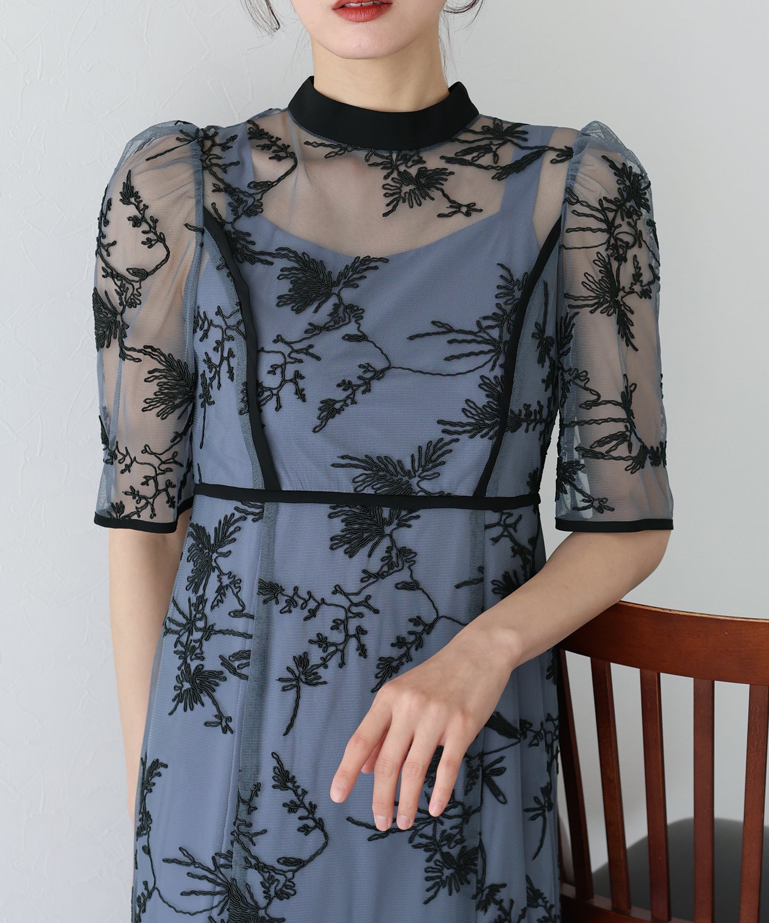 【TIME SALE】バイカラー刺繍レースパーティードレス