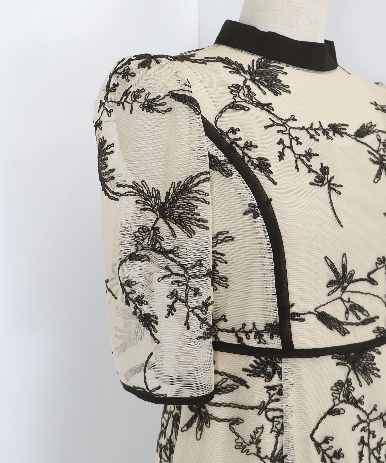 【TIME SALE】バイカラー刺繍レースパーティードレス