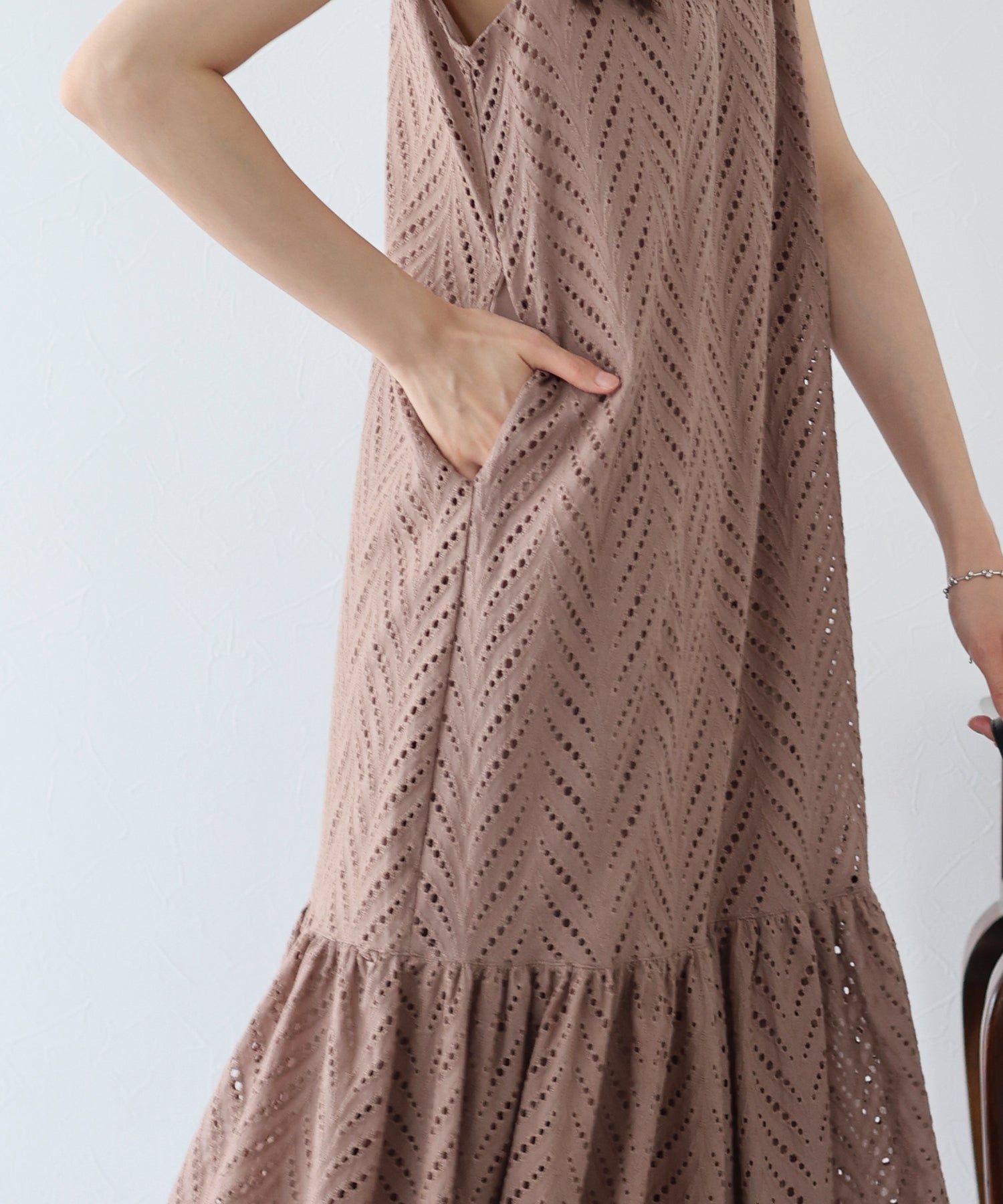 【SALE】コットンレースティアードワンピース