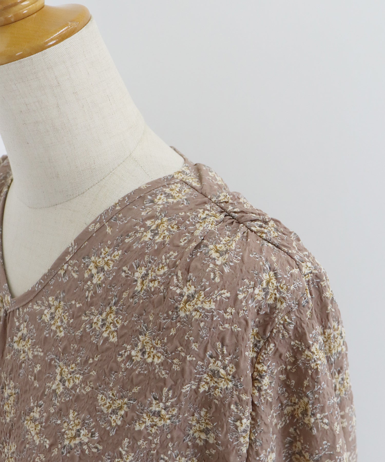 【SALE】エンボスプリントワンピース