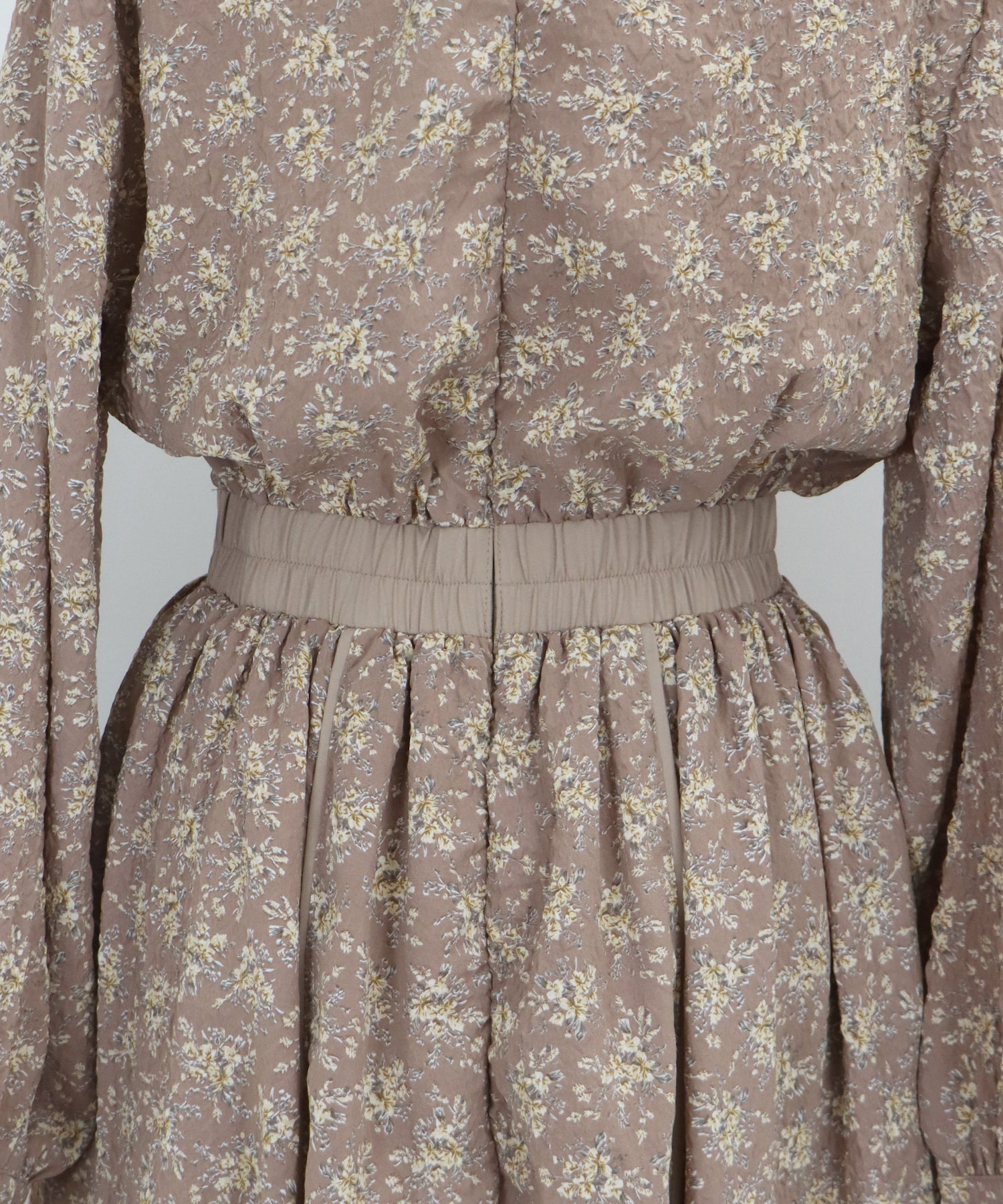 【SALE】エンボスプリントワンピース