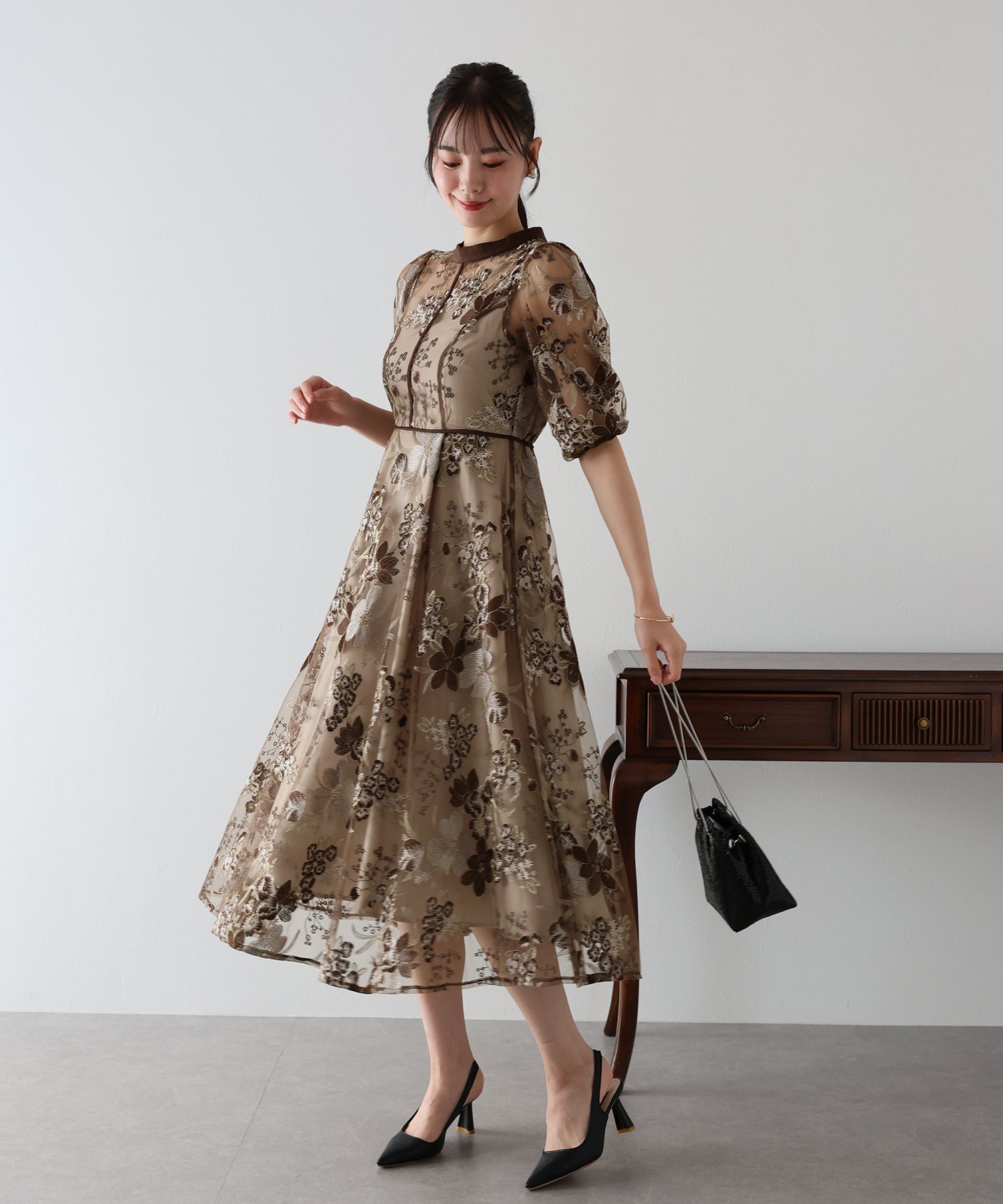 【TIME SALE】フラワーエンブロイダリ―ドレス