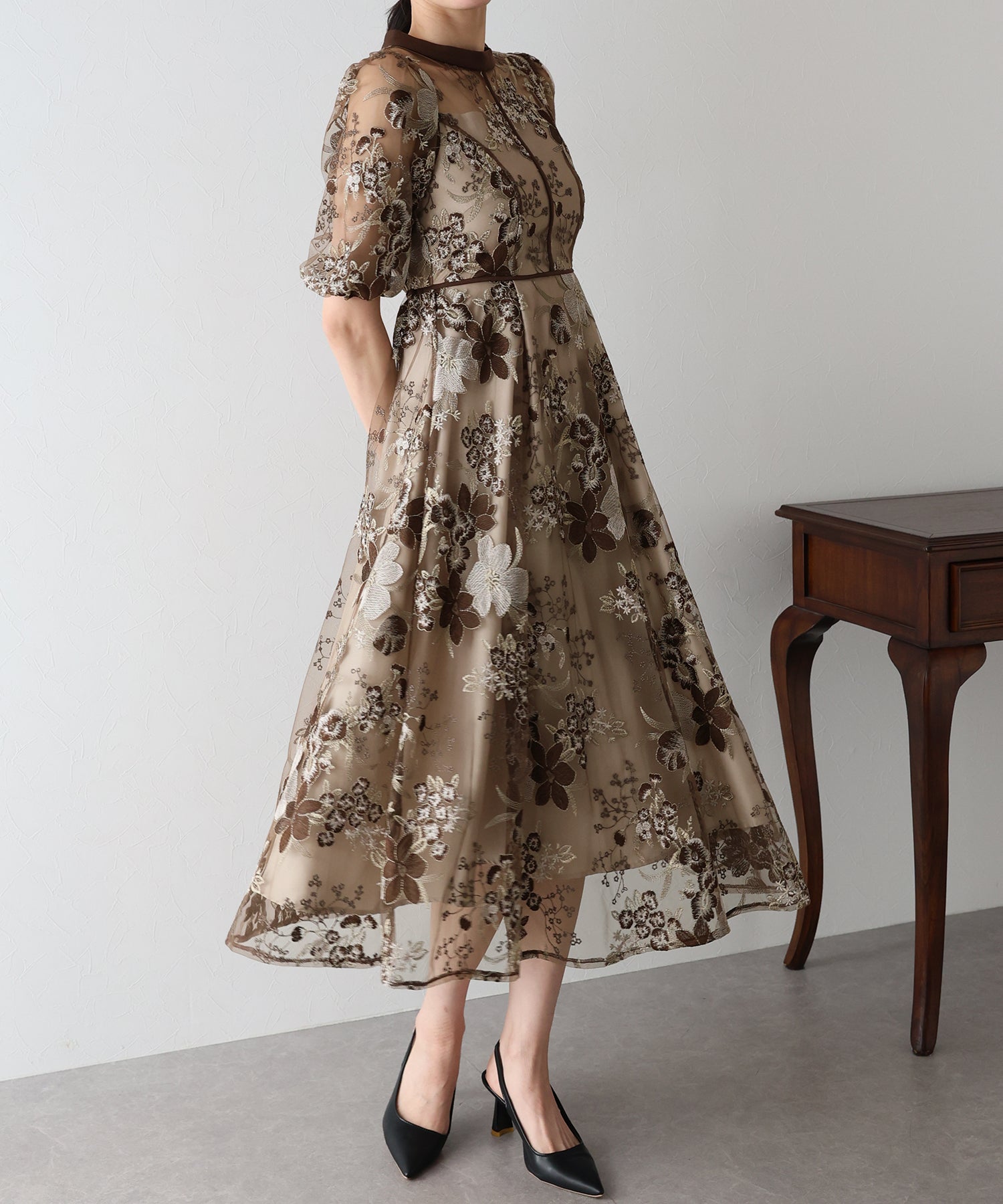 【TIME SALE】フラワーエンブロイダリ―ドレス