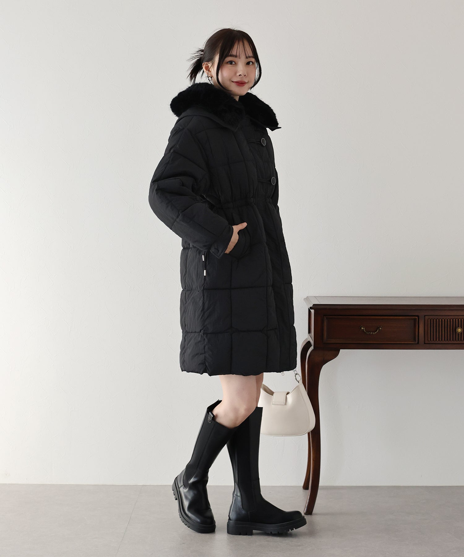 【TIME SALE】ウェストマークファー衿ロングダウン