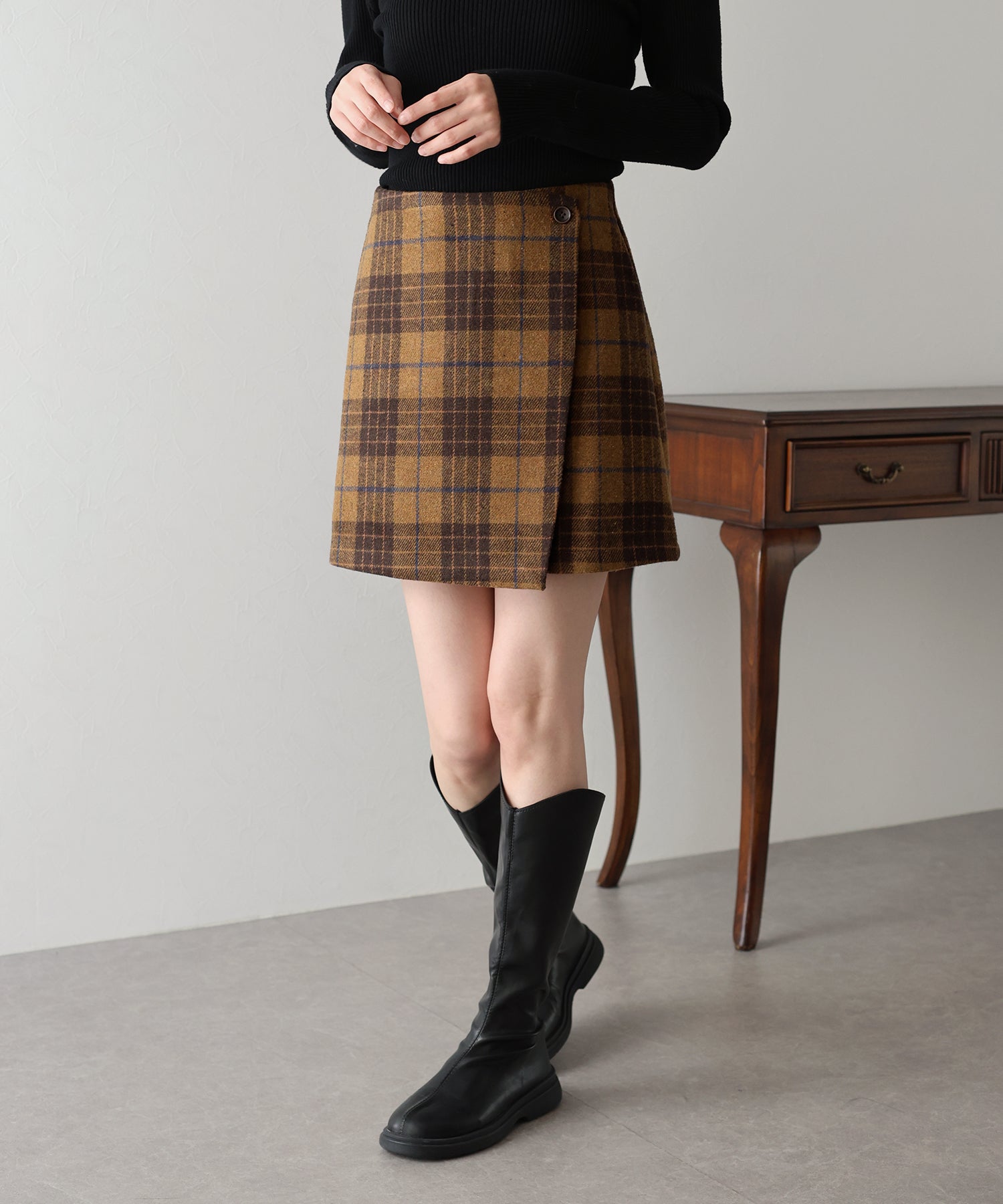 【SALE】チェック柄ラップミニスカート