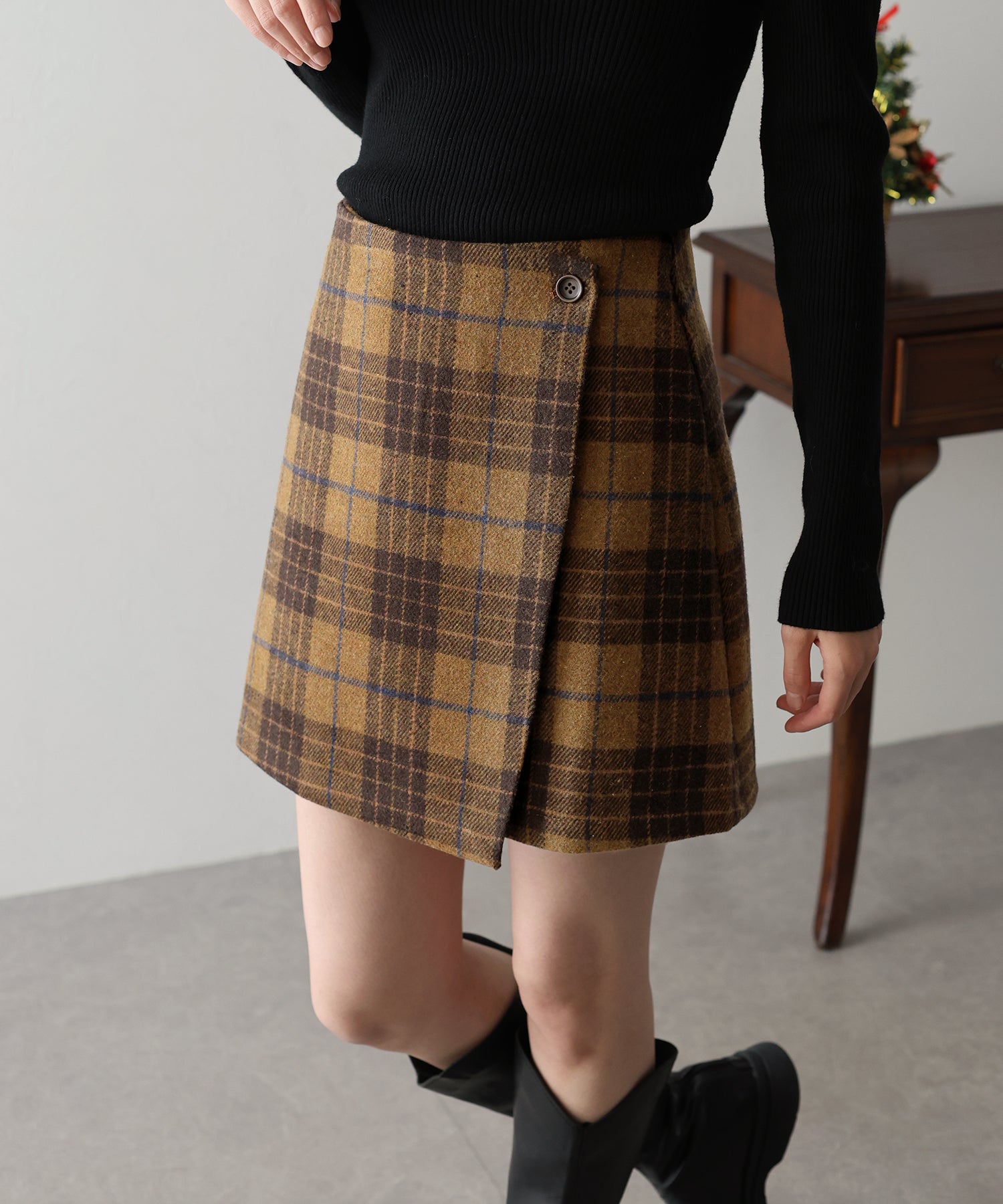 【SALE】チェック柄ラップミニスカート