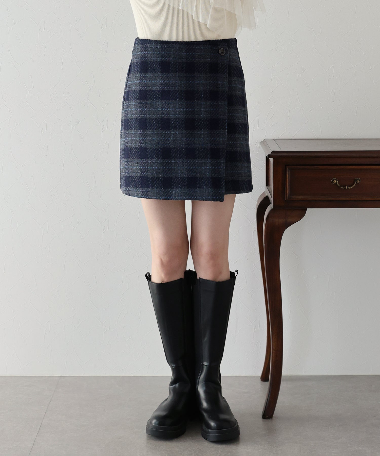 【SALE】チェック柄ラップミニスカート
