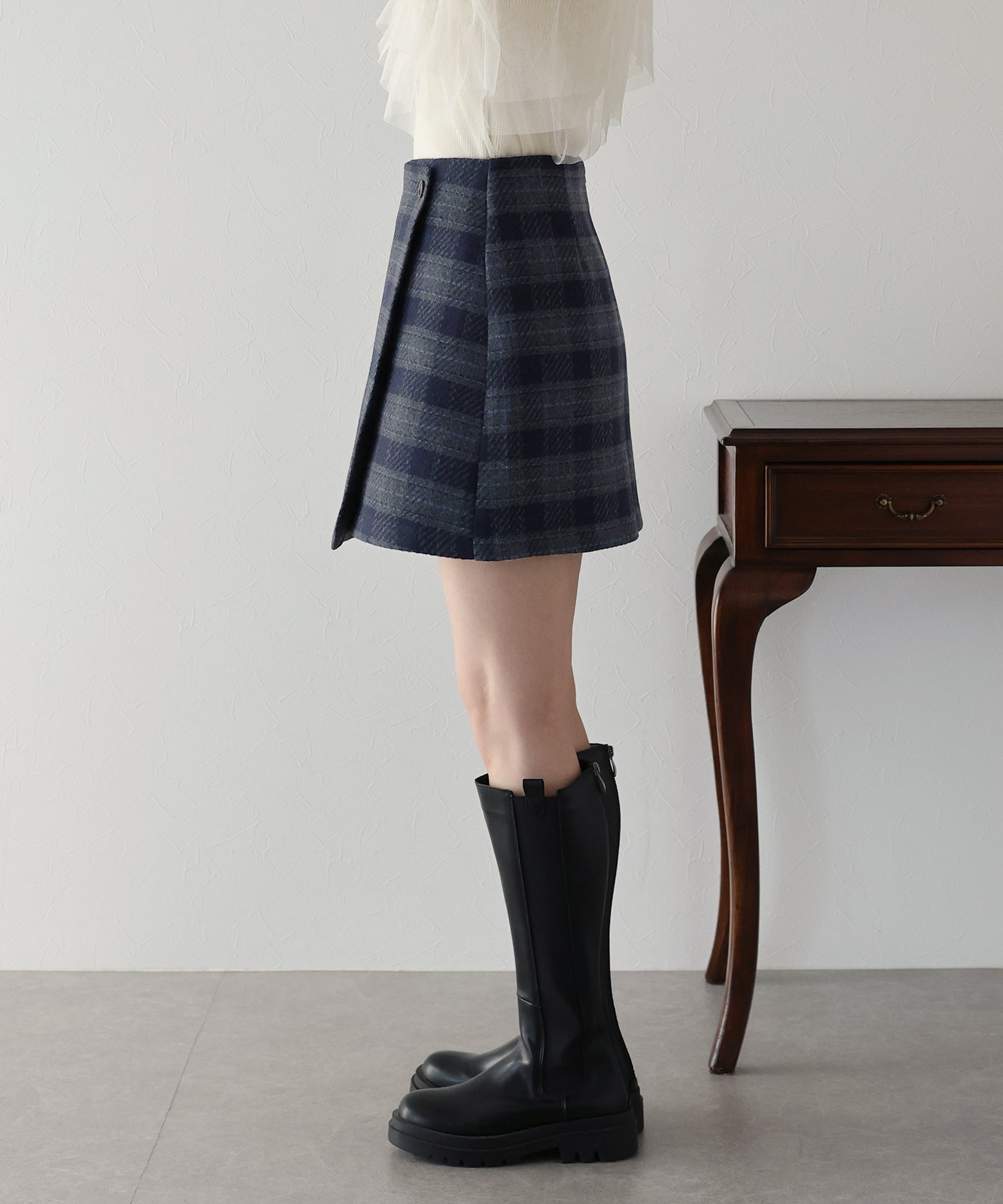 【SALE】チェック柄ラップミニスカート