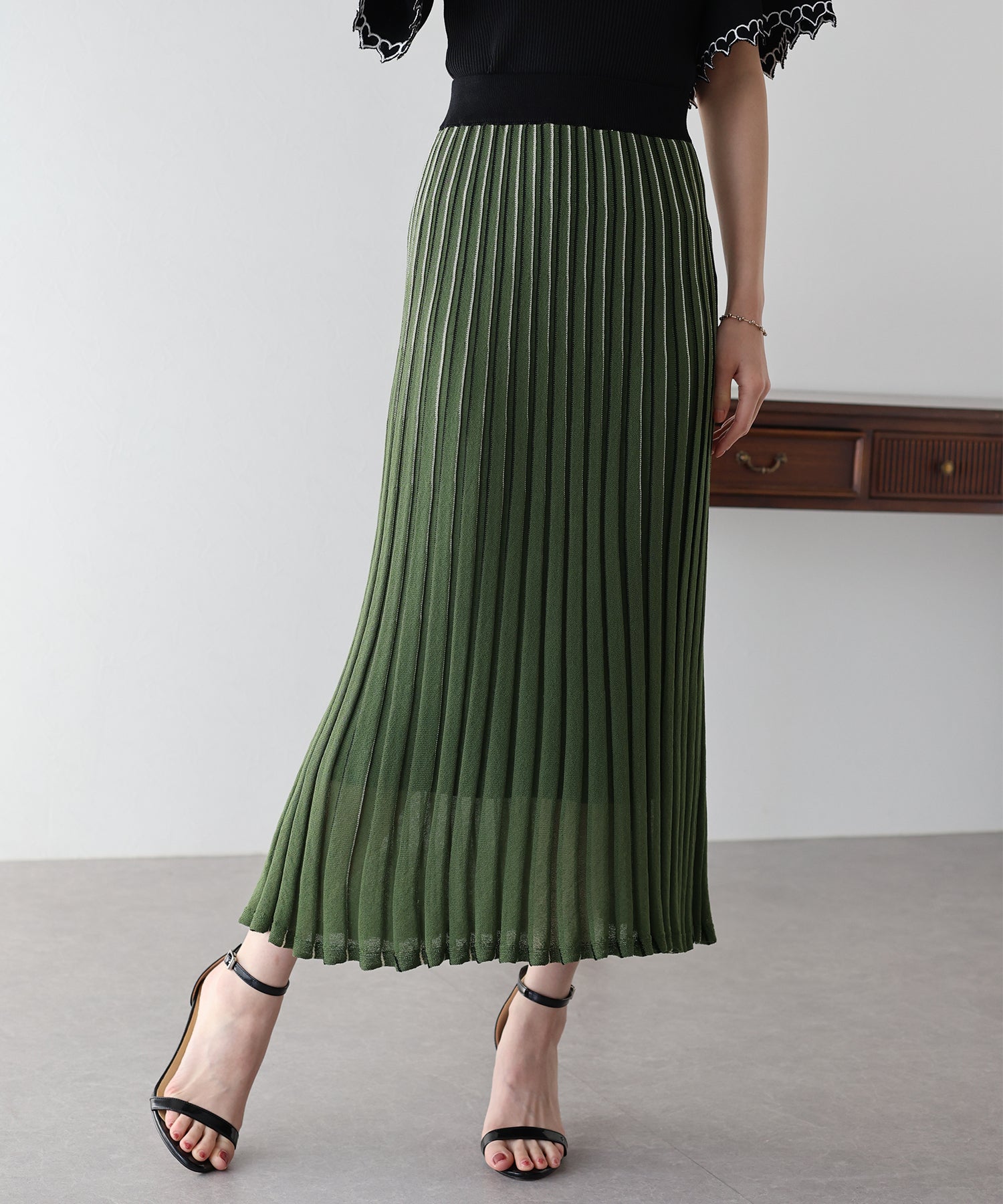 【SALE】シアーストライプニットスカート