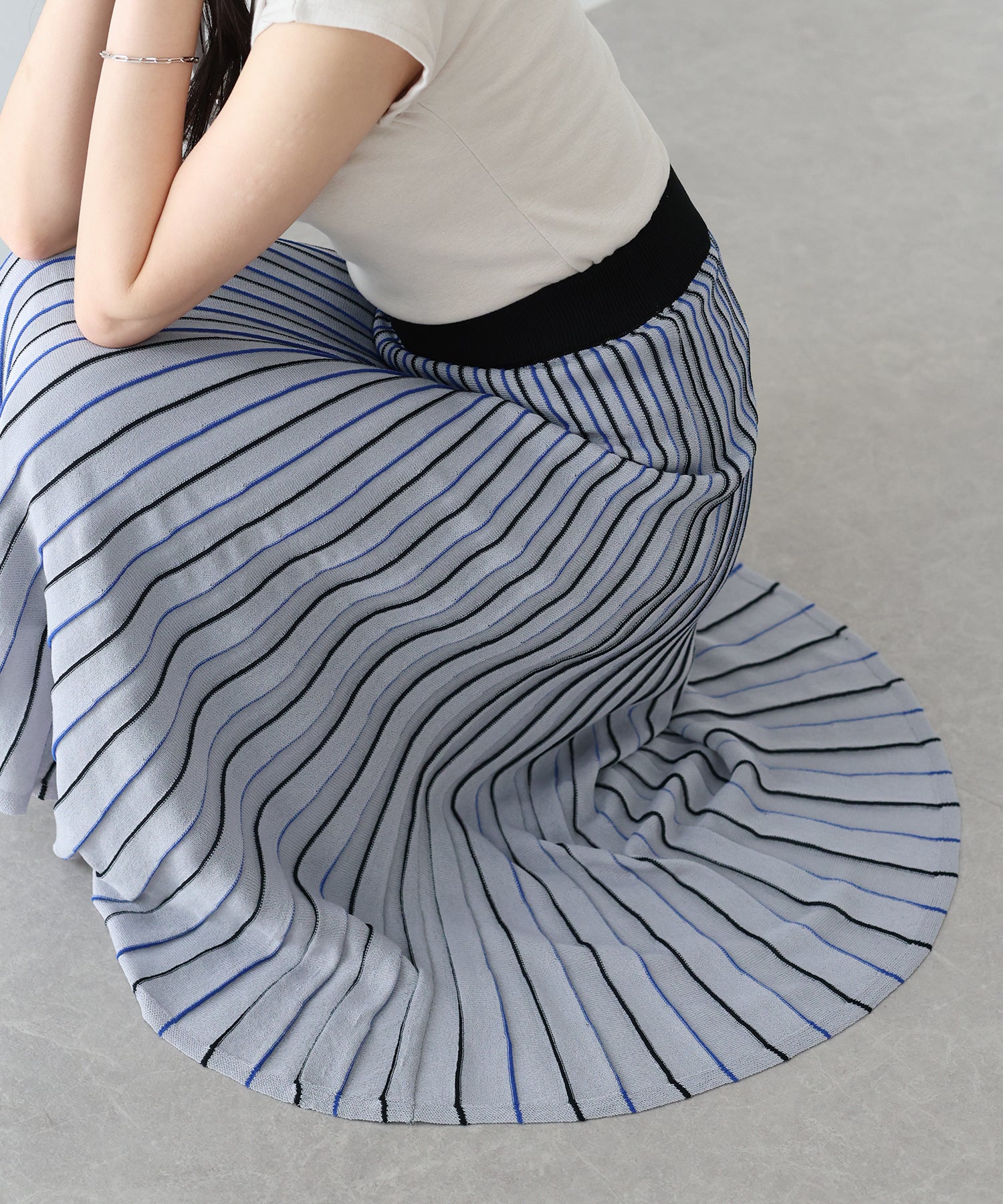 【SALE】シアーストライプニットスカート