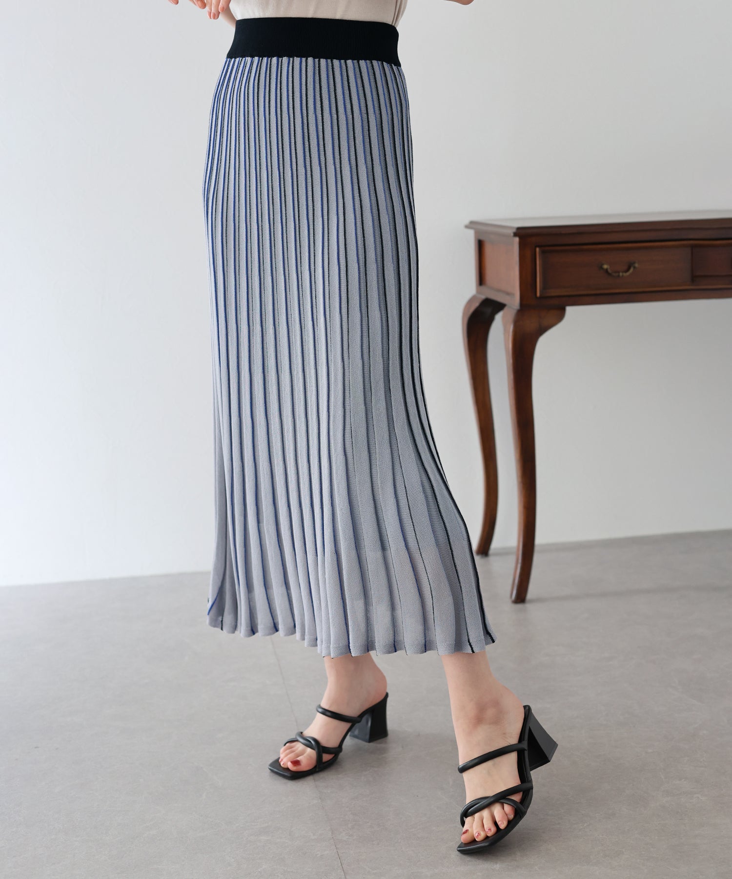 【SALE】シアーストライプニットスカート