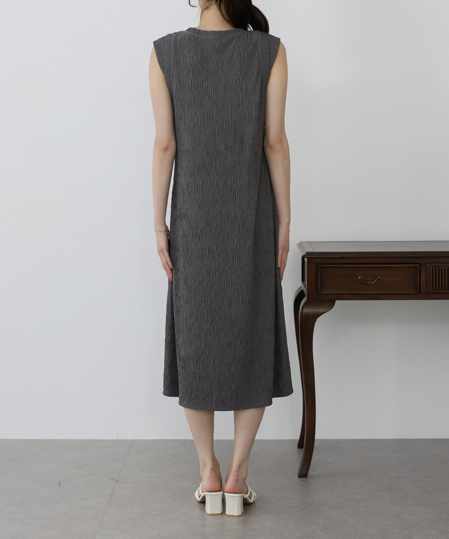 【SALE】フレンチスリーブプリーツワンピース