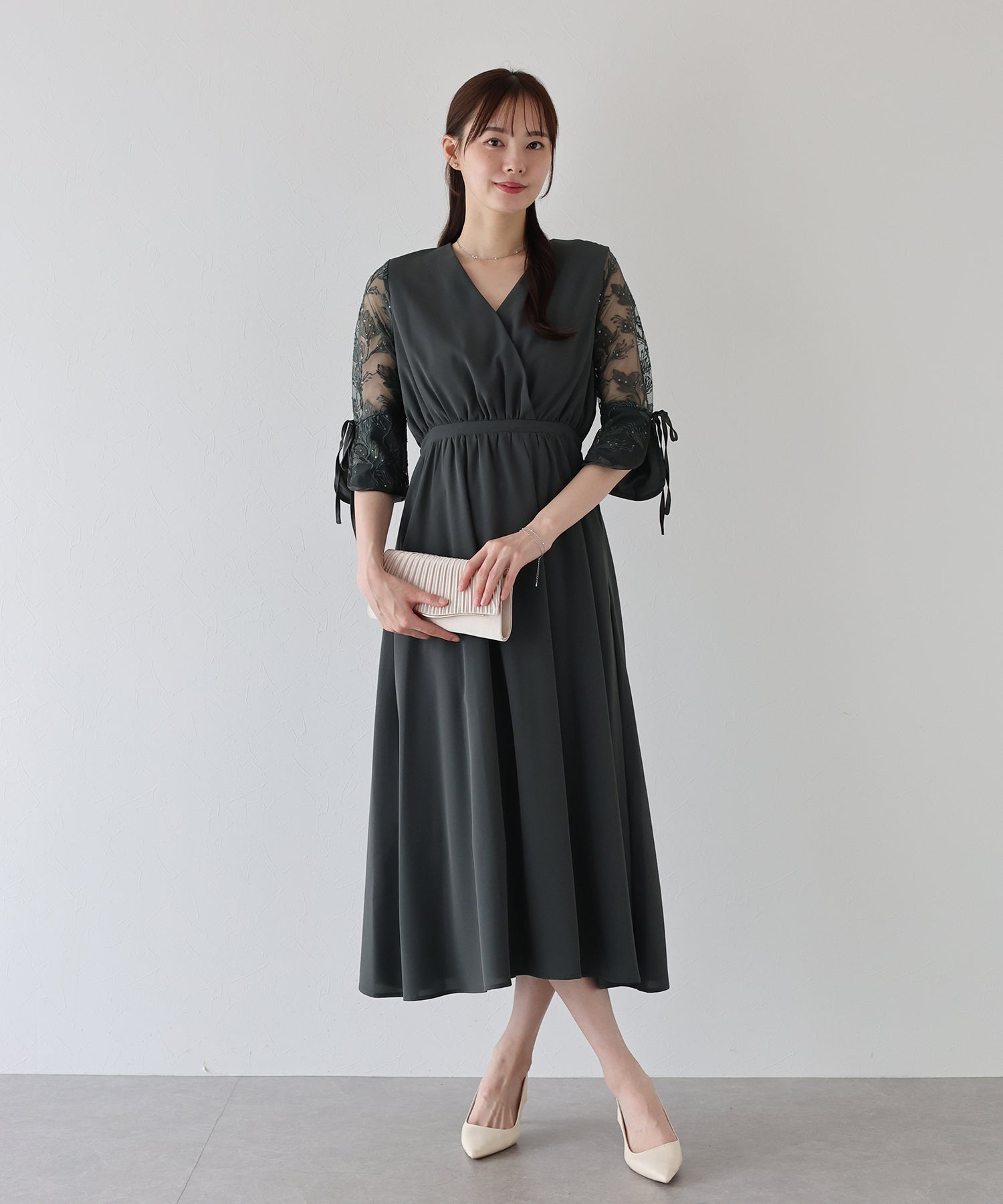 【SALE】フラワー刺繍カシュクールドレス