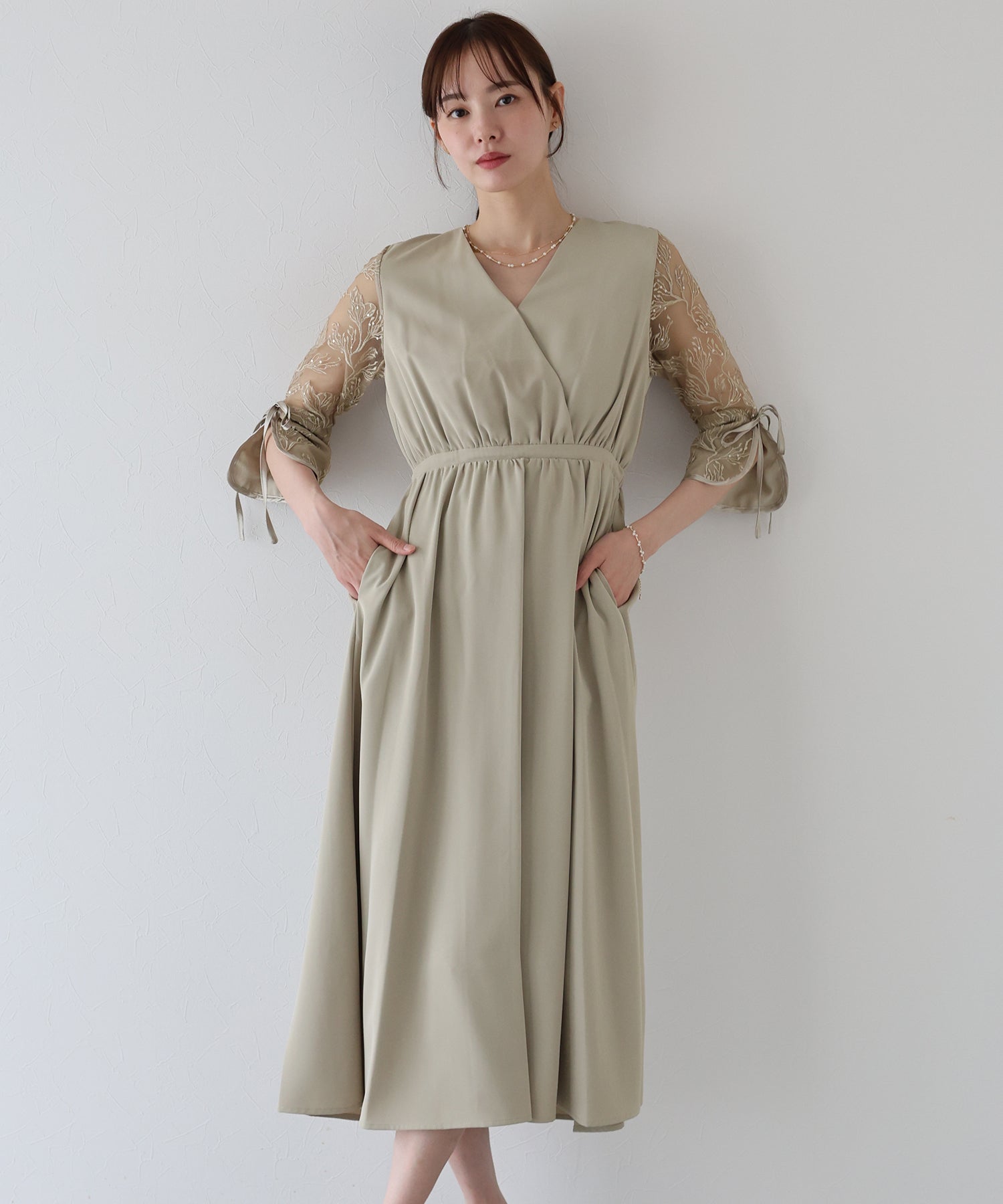 【SALE】フラワー刺繍カシュクールドレス