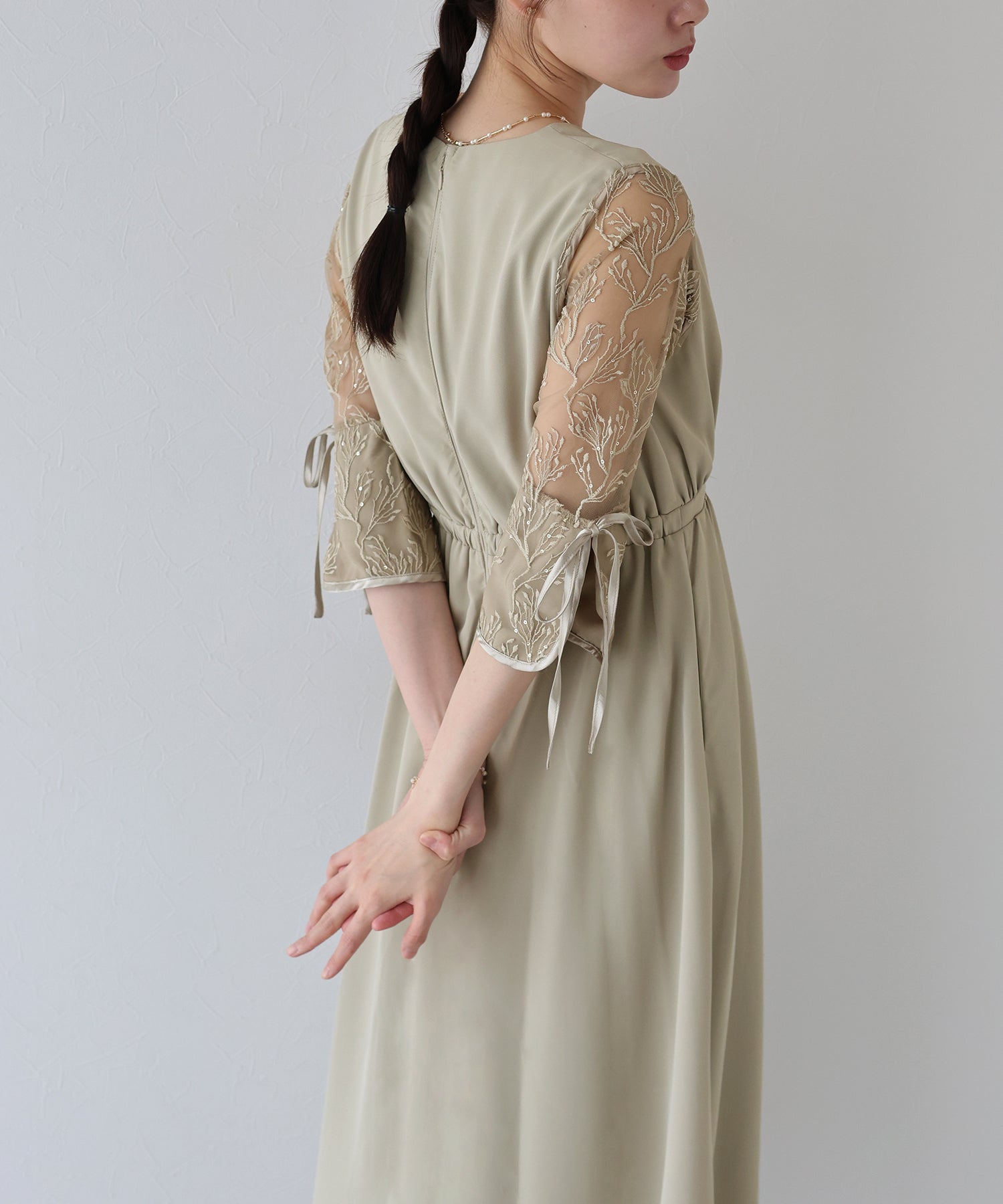 【SALE】フラワー刺繍カシュクールドレス