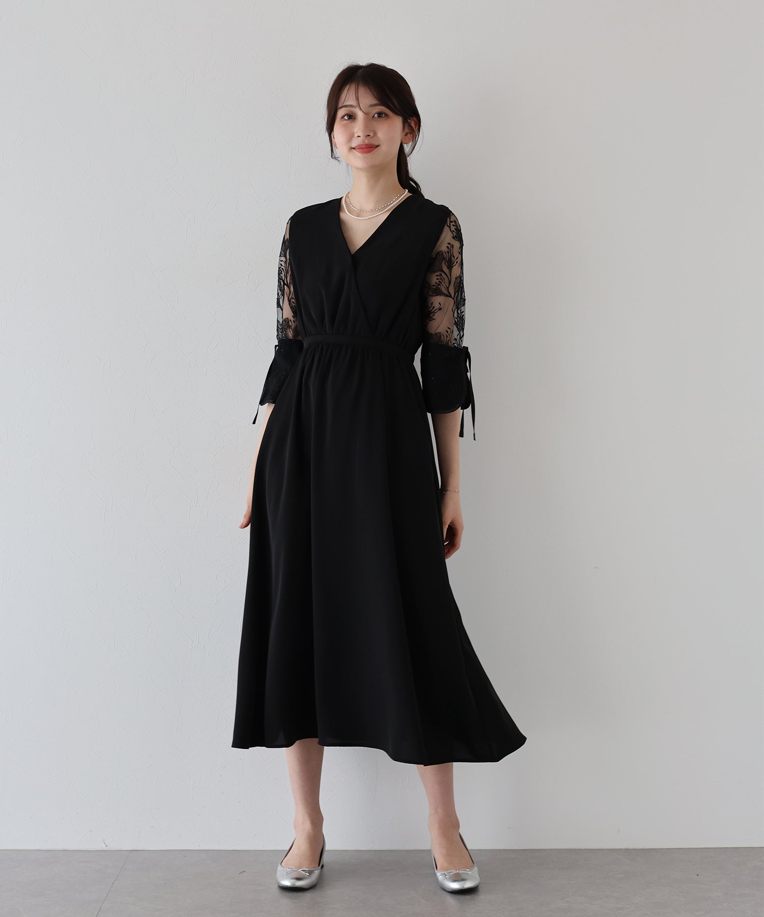 【SALE】フラワー刺繍カシュクールドレス