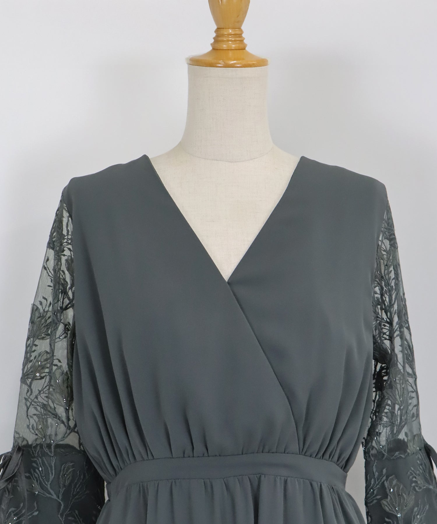 【SALE】フラワー刺繍カシュクールドレス