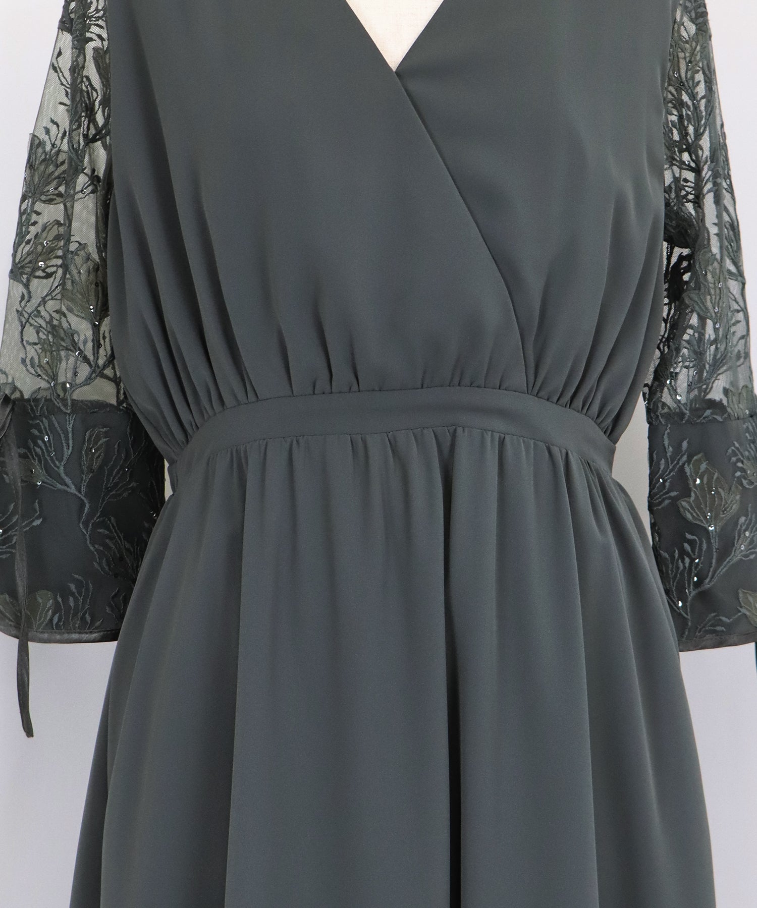 【SALE】フラワー刺繍カシュクールドレス